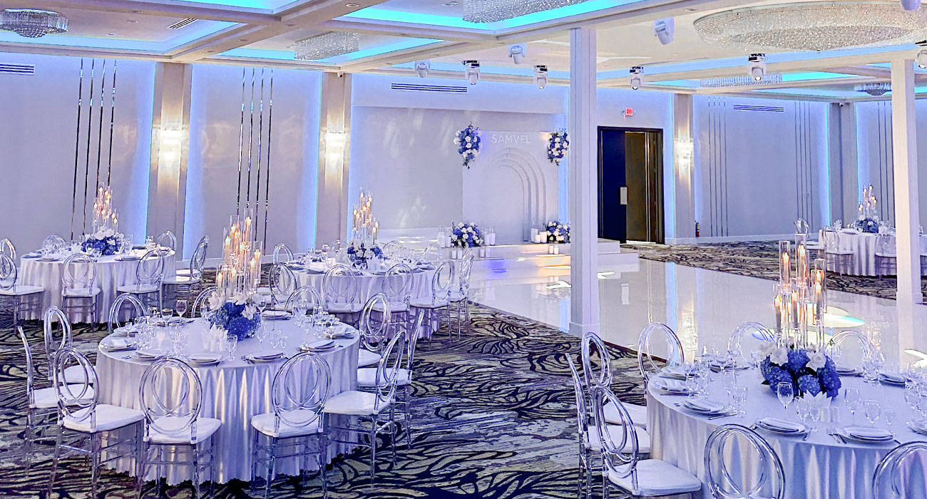 Corporate Event Elegant corporate meeting venue with large seating capacity