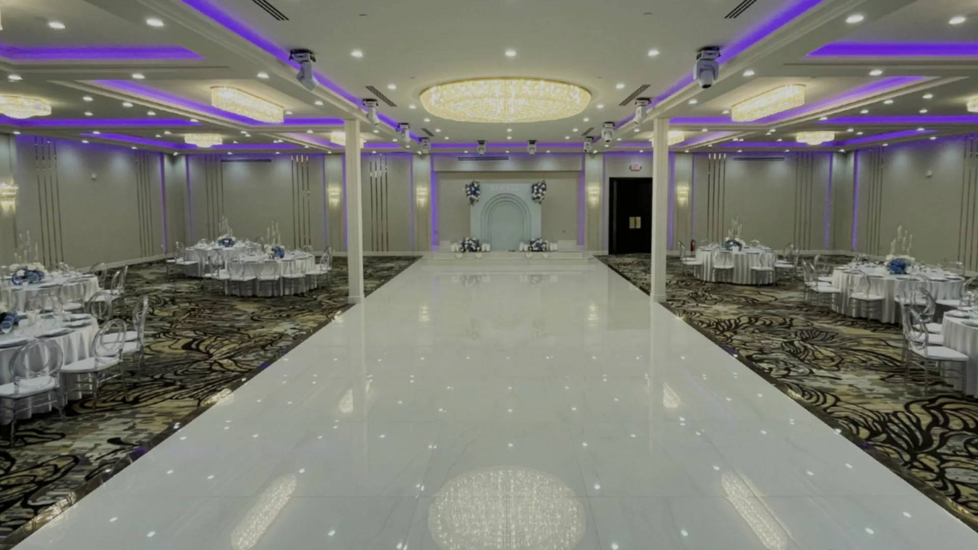 Indoor And Outdoor Wedding Venues: 9 Smart Differences Every Couple Should Know omnia banquet landing homepage